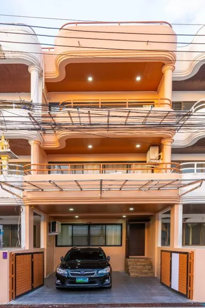 Enjoy Sunset Rainbow Alley - WOW Townhouse at Patong Hill – 写真 6